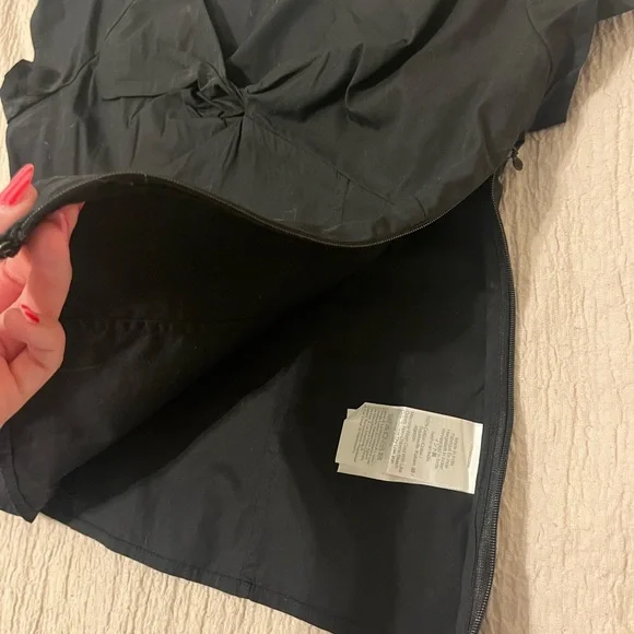 NWT Twist-Front Seamed Top in Poplin - Picture 4 of 5